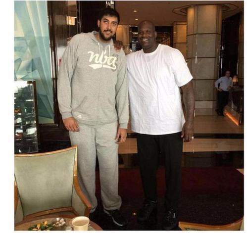 潘德夫：国米比上赛季更强，他们不应该在这么多比赛中犯错（潘德夫：这支国米强于上季，不该在这么多场比赛里犯错）