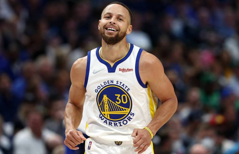 热火遭遇赛季最长的4连败，排名跌至东部第8（热火陷入赛季最长四连败，排名下滑至东部第八）