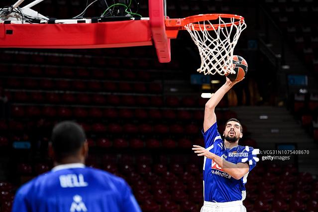 青少年海外交流新探索，“犀旺”小将赴欧塞尔开启留洋旅程（青少年国际交流新篇章，“犀旺”小将远赴欧塞尔踏上留洋之旅）