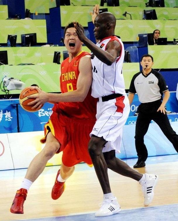 马德兴：没指望中超队亚冠夺冠，但踢不过东南亚怎么进世界杯（马德兴：不指望中超夺亚冠，连东南亚都赢不了何谈世界杯）