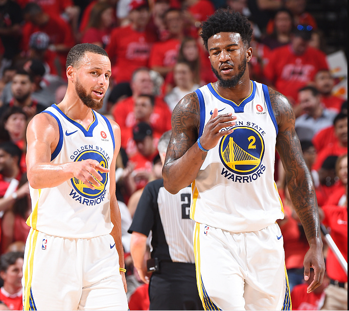 荷兰大名单：范戴克领衔；费耶诺德球员瓦伦特首次入选（荷兰队最新名单出炉：范戴克领军，费耶诺德小将瓦伦特首次入选）