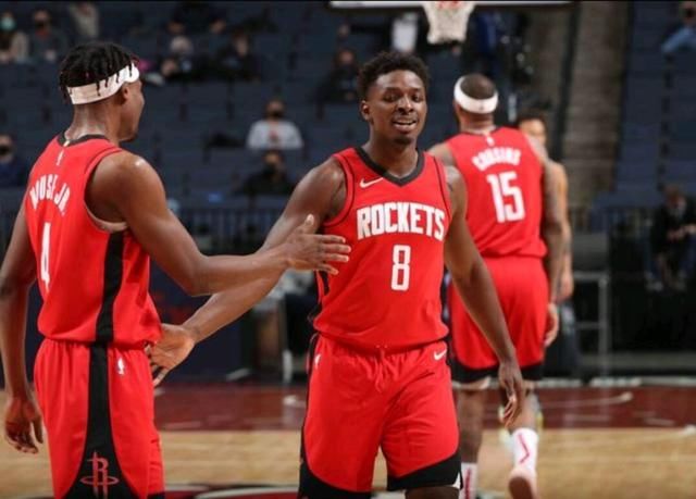 阿斯：阿隆索在皇马对阵塞尔塔赛前给球队放假两天，结果比赛翻车（《阿斯报》：皇马战塞尔塔前阿隆索给全队放两天假，结果爆冷失利）