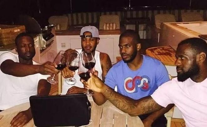 官方：赫伊森、雅克松经纪人巴拉特获2025金童奖最佳经纪人奖（官宣：赫伊森、雅克松经纪人巴拉特当选2025年金童奖最佳经纪人）