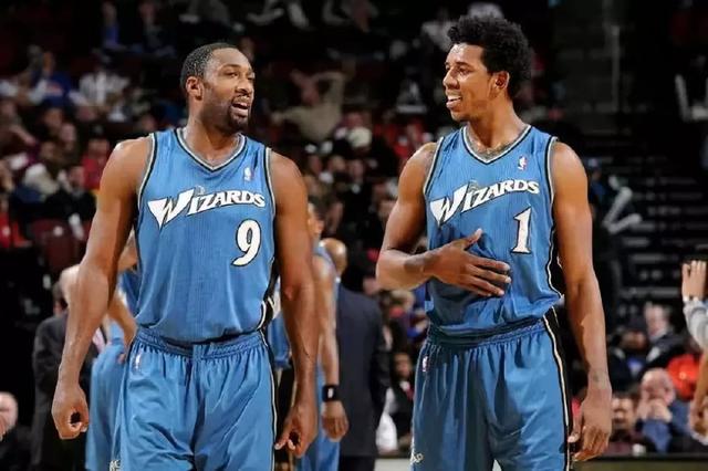 邮报：除格伊外，利物浦还在关注奥多涅斯和戴纳-奥多涅斯（邮报：利物浦在盯格伊的同时也关注奥多涅斯和戴纳-奥多涅斯）