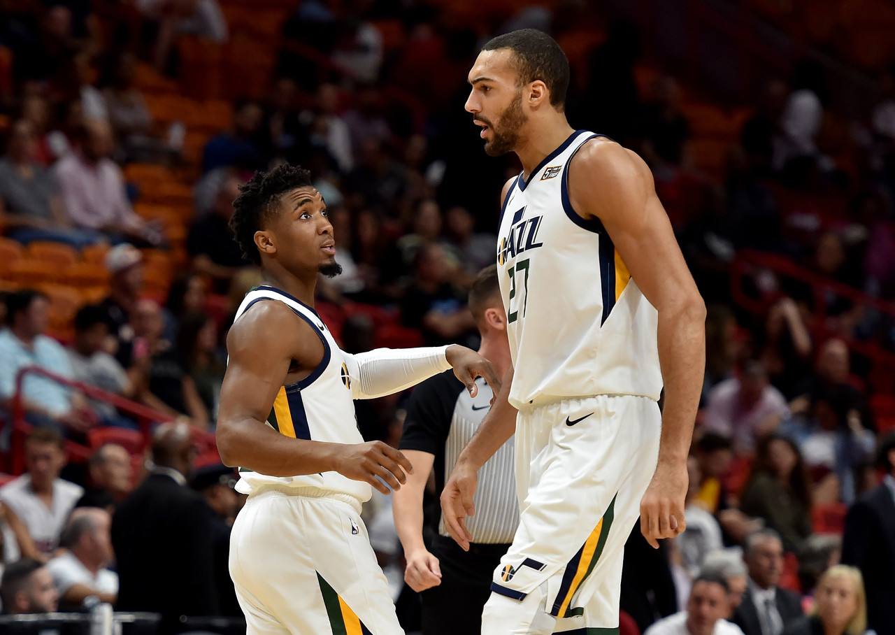 格里芬谈与保罗、小乔丹通话：只是聊天开玩笑，没提保罗那事（格里芬称与保罗、小乔丹通话仅闲聊打趣，未谈及保罗相关话题）